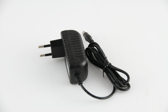 تعویض سر و صدا 24 W LED AC DC آداپتور برق 12V 50Hz است پایین، اتصال کوتاه حفاظت