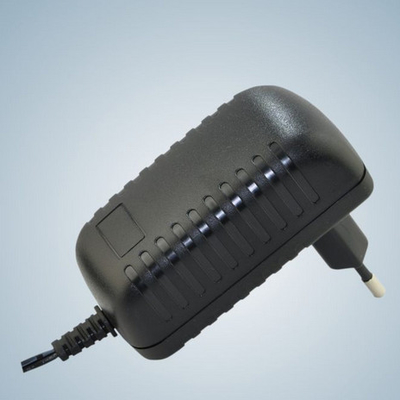 بسیار سبک وزن و 15 W جهانی AC آداپتور برق EN60950 سیاهی KSAFD سری KTEC