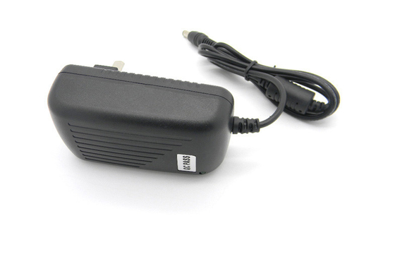 آداپتور راندمان دیوار بالا کوه تغذیه 12V 2A AC100-240V با 1.2M مس