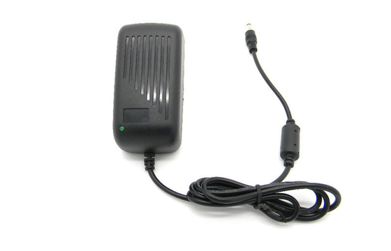 آداپتور فرکانس بالا دیواری تغذیه 12V 3A UK پلاگین برای دوربین مدار بسته