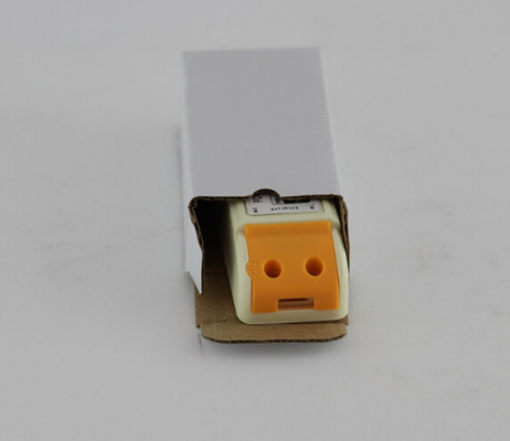 کاربرد گسترده ای 1A MINI 80 * 32 * 22mm ماده مورد پلاستیک 12V DC چراغ برق
