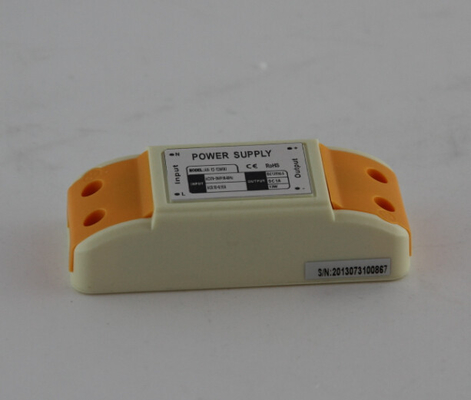 کاربرد گسترده ای 1A MINI 80 * 32 * 22mm ماده مورد پلاستیک 12V DC چراغ برق