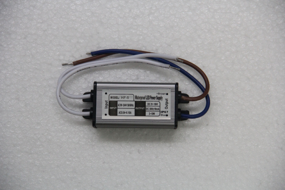 ROHS 18V DC قابل حمل 300MA ثابت 5W کنونی چراغ برق IP68 با EN61547