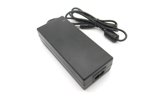 دسکتاپ برق منبع تغذیه سوئیچینگ / خارجی 12V آداپتور 5A
