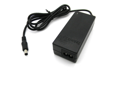 18Volt 45W دسکتاپ منبع تغذیه DC اتصال کوتاه برای به رهبری نور اتحادیه اروپا پلاگین