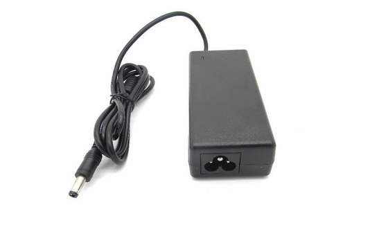 24V 3A دسکتاپ منبع تغذیه سوئیچینگ / جهانی LED آداپتور برق