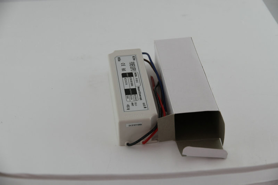 قابل حمل 24 ولت فشرده ولتاژ ثابت درایور LED 100W، خارج از منزل درایور LED