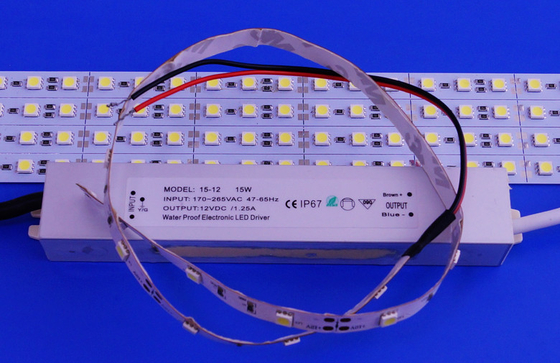 15W 12vdc راننده ولتاژ ثابت در فضای باز برای نوارهای افقی، نورپردازی های تزئینی