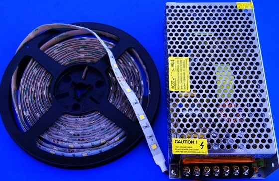 درایور ولتاژ ثابت LED برای چراغ های نواری ، چراغ های داخلی ، چراغ های صنعت