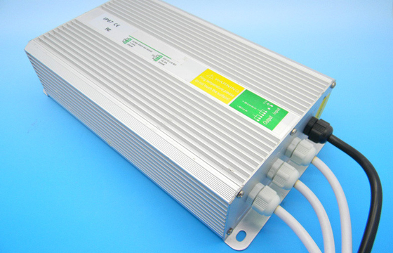 راندمان بالا LED ضد آب درایور 200W 47Hz / 63Hz، 12V ولتاژ ثابت
