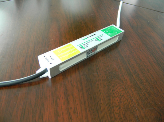 DC12V 3A درایور LED ضد آب IP67 36W LVD خبره برای نور چراغ